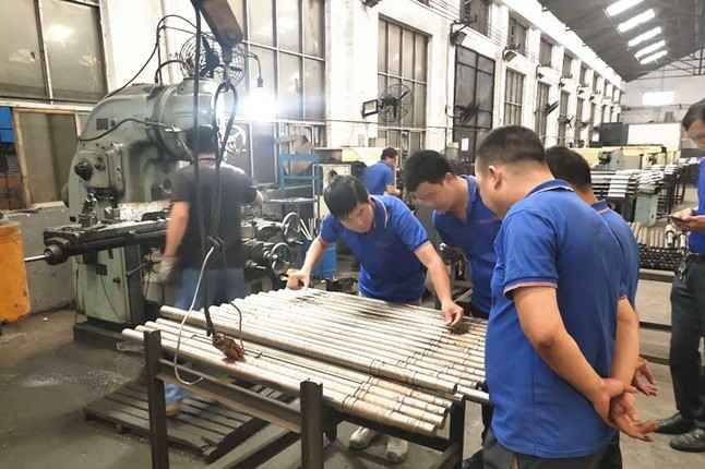 长春檀贤家居用品销售有限公司每周对各个工序进行质量监督检验的现场。